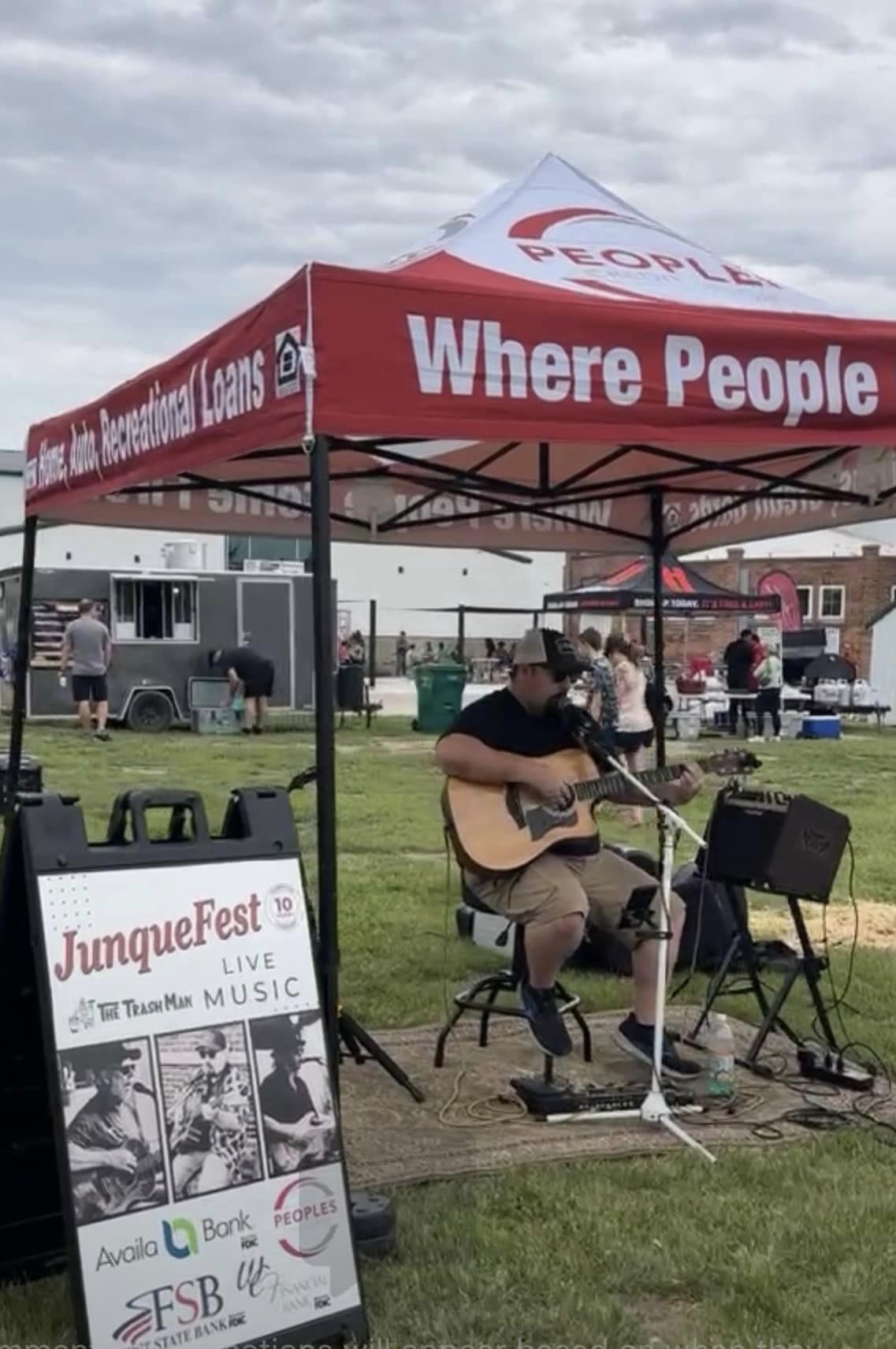 Hawk at JunqueFest
